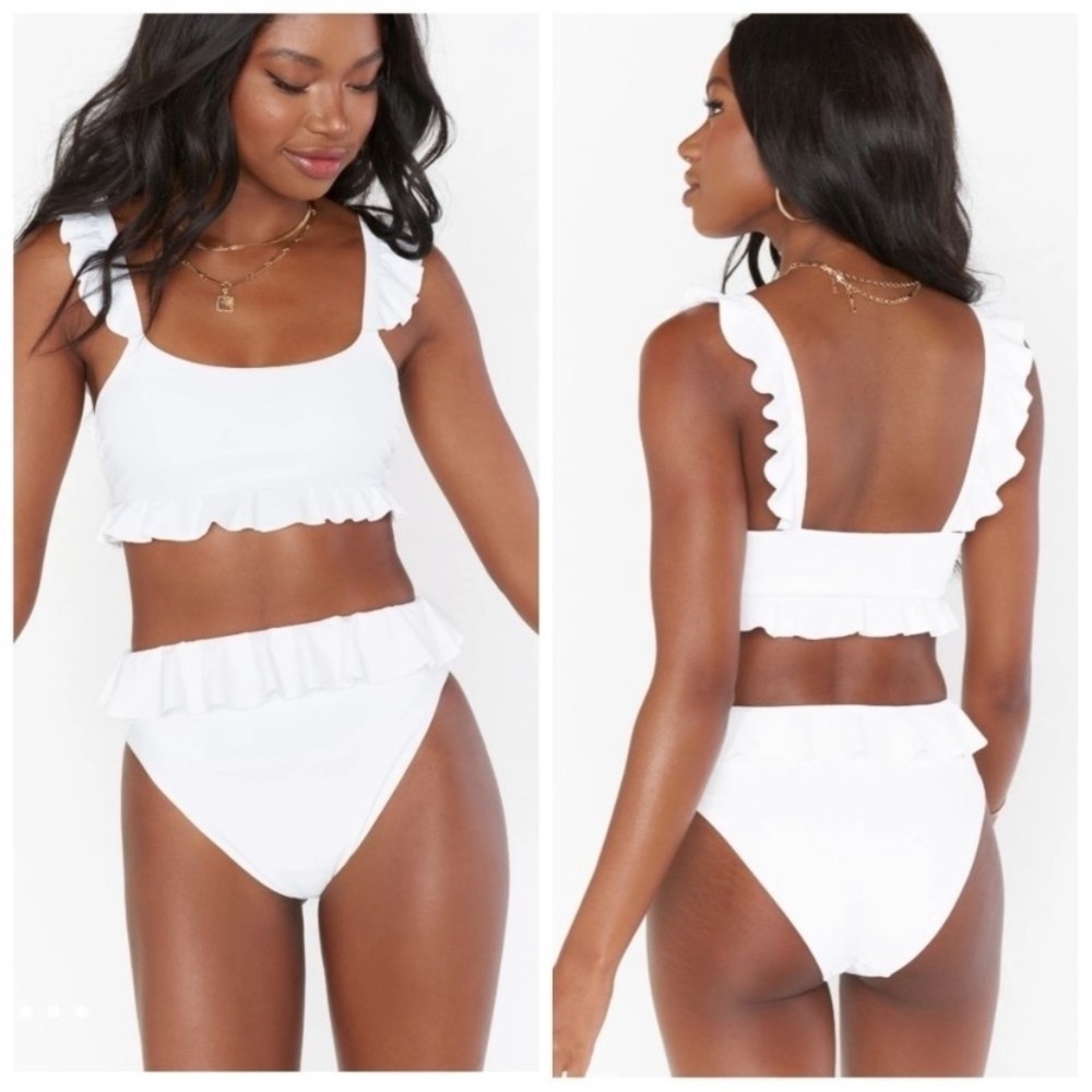 NWOT Show Me Your MuMu Ruffle White Bottom